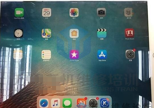 ipad pro 开机无背光故障维修案例